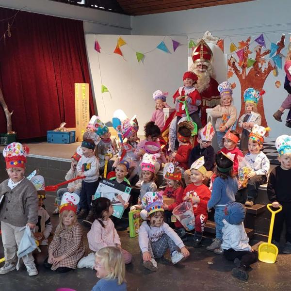 Sint en Piet komen op bezoek π΄π°